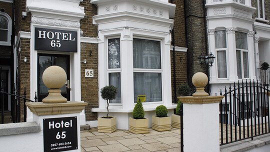 Hotel 65 Hotel 65