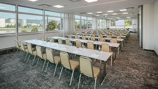 4 Gruppenreise Linz ARCOTELNike Tagungsraum 4 Gruppenreise Linz ARCOTELNike Tagungsraum