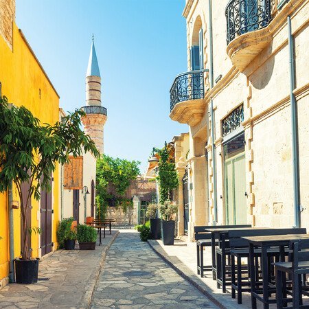 Limassol und Betriebsbesichtigung
