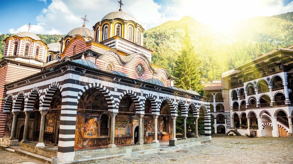 Gruppenreise Plovdiv und das Tal der Rosen Rila - Kloster