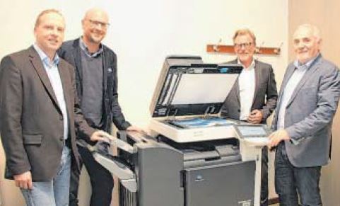 Wallschule erhält Farbkopierer