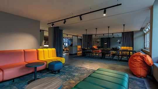 3 Klassenfahrt Duesseldorf ao Sitzecke 3 Klassenfahrt Duesseldorf ao Sitzecke