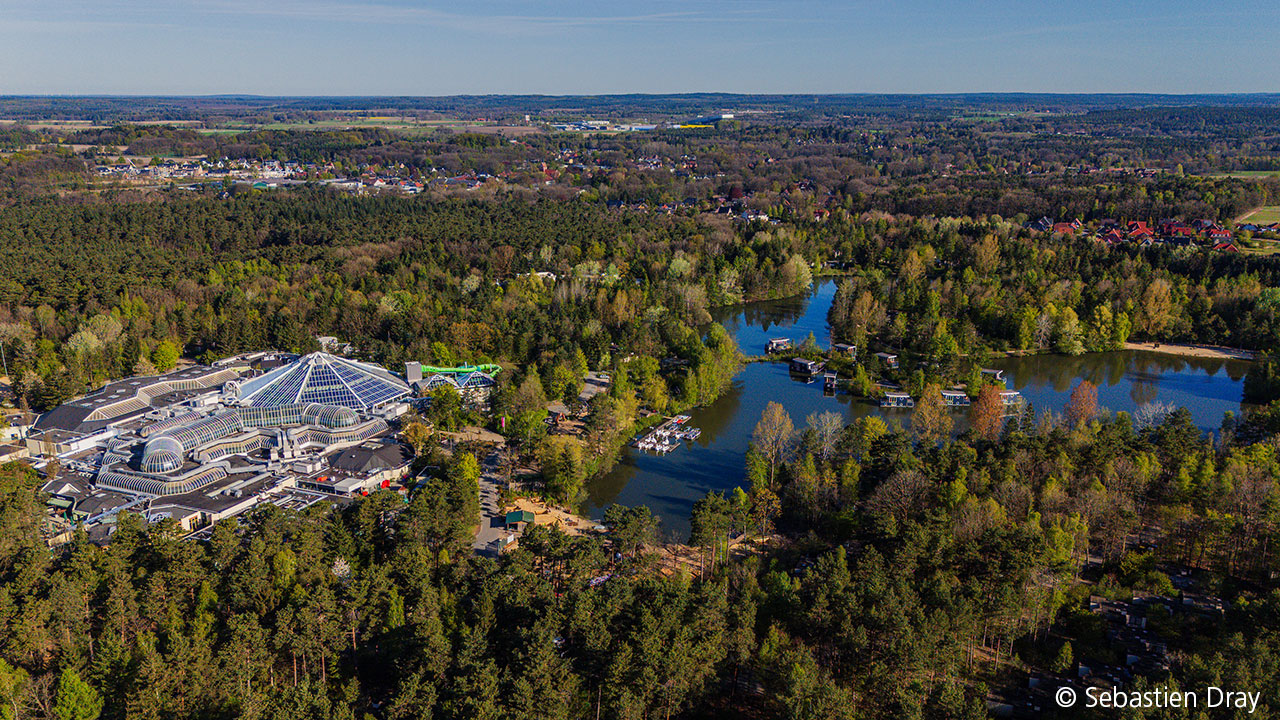 Klassenfahrt Center Parcs Bispinger Heide Blick auf den Center Parcs Bispinger Heide von oben