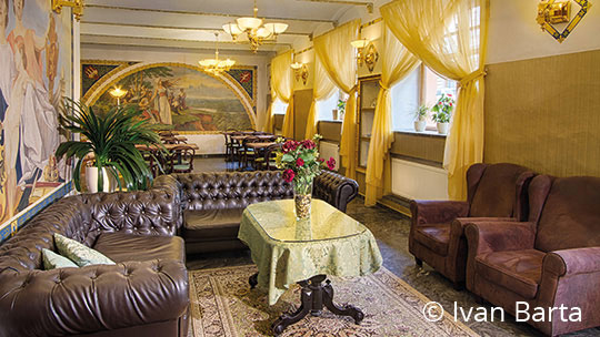 3 Klassenfahrt Prag Hotel Taurus Lobby