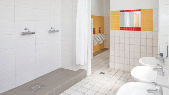 4 Klassenfahrt Borkum Turn undSportvereinBorkum Sanitäreinrichtungen