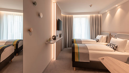 1 Gruppenreise Deutschland HolidayInnExpressDuesseldorf Hauptbahnhof Zimmer 1 Gruppenreise Deutschland HolidayInnExpressDuesseldorf Hauptbahnhof Zimmer