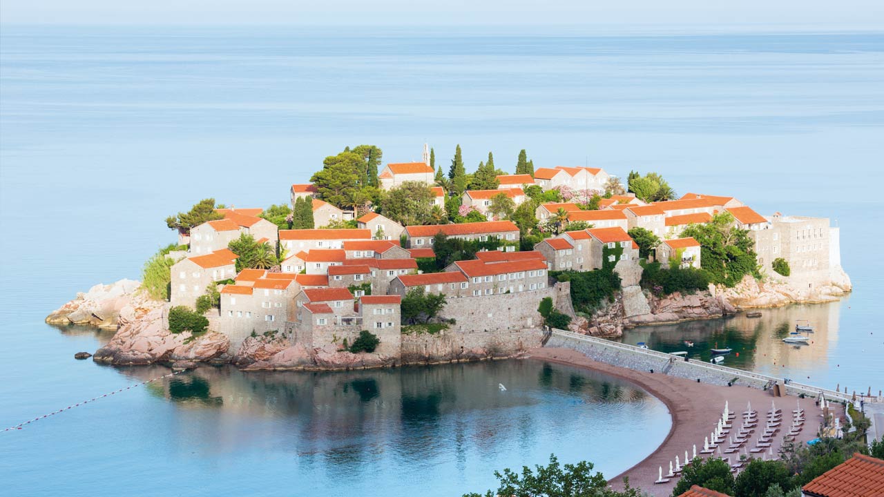 Montenegro: Schöner Ausblick bei Sonnenschein