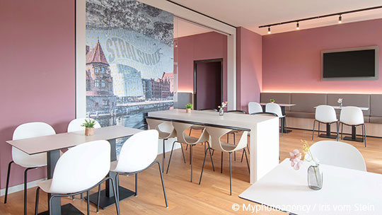 5 Klassenfahrt Stralsund B&BHotelStralsund Frühstücksraum