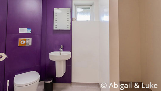 3 Klassenfahrt Canterbury Parkwood Houses Canterbury Badezimmer