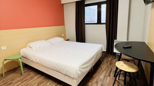 3 Klassenfahrt LeHavre ThePeopleHostelLeHavre Doppelzimmer