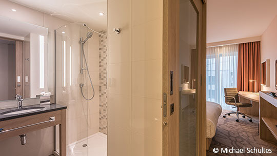 2 Gruppenreise Freiburg HamptonbyHiltonFreiburg Bad 2 Gruppenreise Freiburg HamptonbyHiltonFreiburg Bad