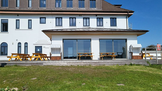 5 Klassenfahrt Sylt Klaarstrand Klaarcamp Terrasse