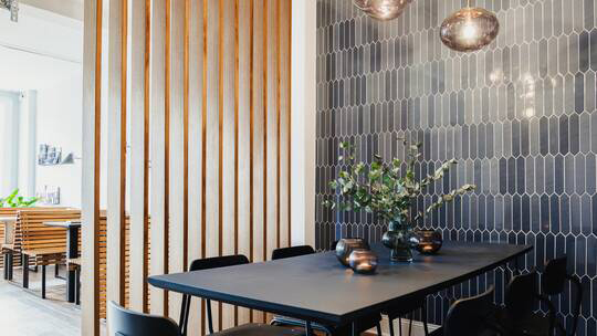 5 Klassenfahrt Hamburg PyjamaParkHotelundHostelReeperbahn Frühstücksraum