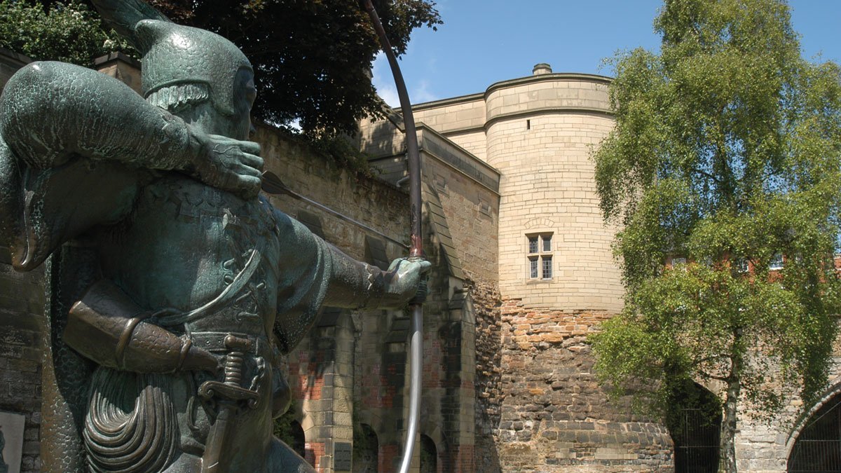 Klassenfahrt Nottingham und Coventry Robin Hood Statue in Nottingham