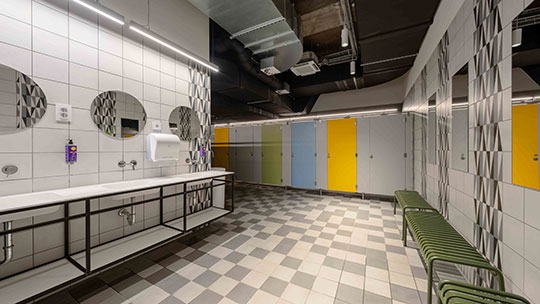 3 Klassenfahrt Ljubljana HostelTheFuzzyLogimibisStylesHotel Gemeinschaftsbad