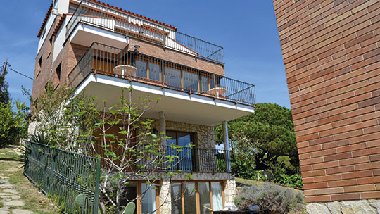1 Klassenfahrt Barcelona CasaTorrent Außenansicht