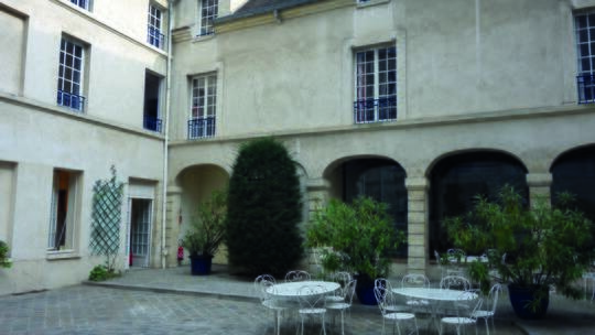 4 Klassenfahrt Paris MIJEMarais InnenhofFourcy 4 Klassenfahrt Paris MIJEMarais InnenhofFourcy