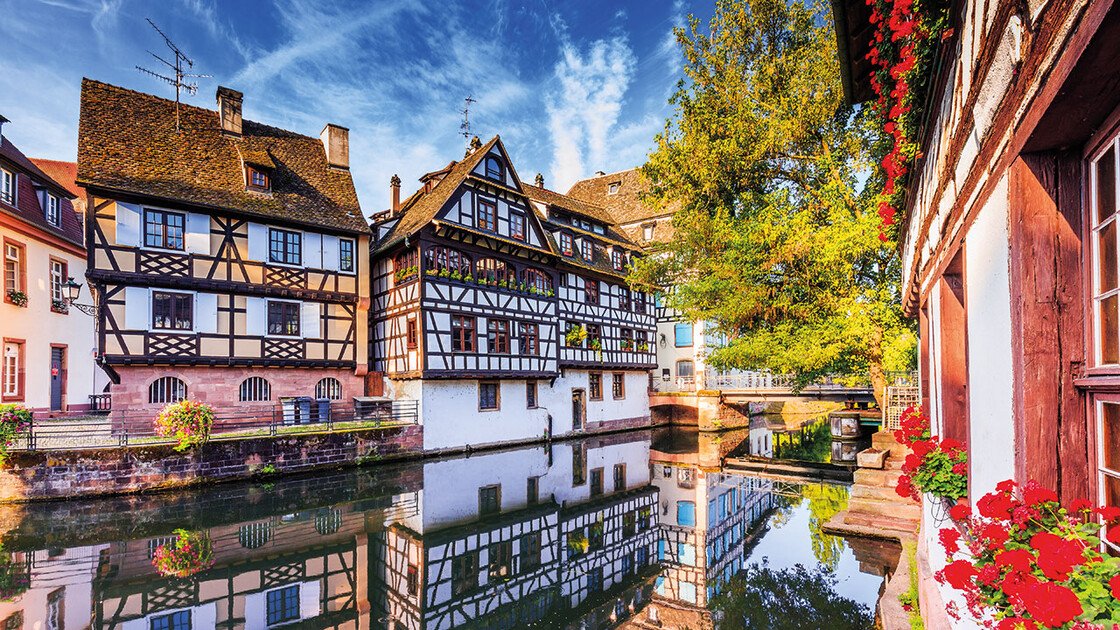 Bunte Häuser in Straßburg und Elsass