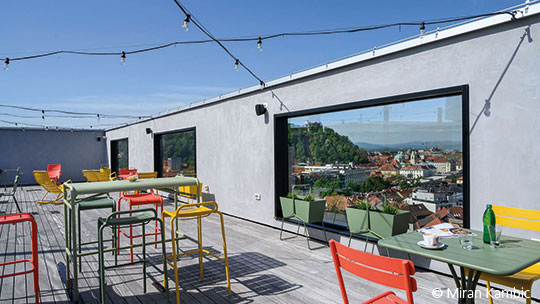 1 Klassenfahrt Ljubljana B&BHotelLjubljanaPark Dachterrasse