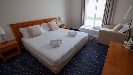 4 Klassenfahrt Gardasee HotelDorè Mehrbettzimmer2