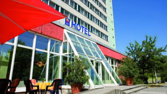 1 Klassenfahrt Berlin HotelBerlinLichtenberg Aussenansicht