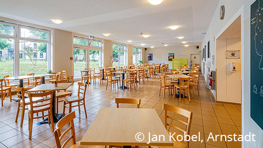 5 Klassenfahrt Weimar ao Essensraum