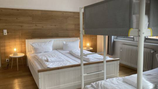 2 Klassenfahrt Harz_Brockenregion HostelBraunlage Mehrbettzimmer1