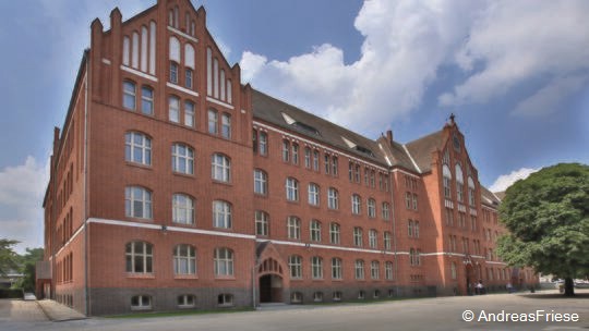 1 Klassenfahrt Berlin JugendherbergeBerlinOstkreuzGmbH Aussenansicht