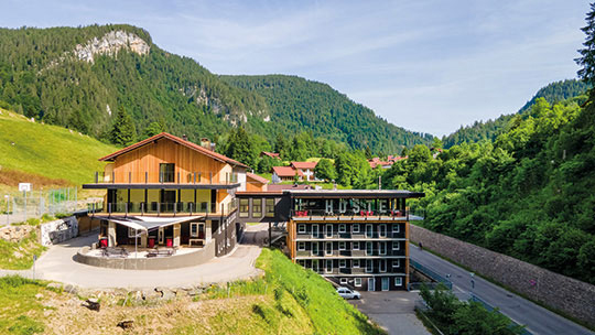 1 Klassenfahrt Oberstdorf Hostel Aussenansicht 1 Klassenfahrt Oberstdorf Hostel Aussenansicht
