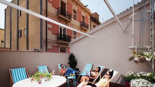 Amistat Beach Hostel in Barcelona Amistat Beach Hostel in Barcelona