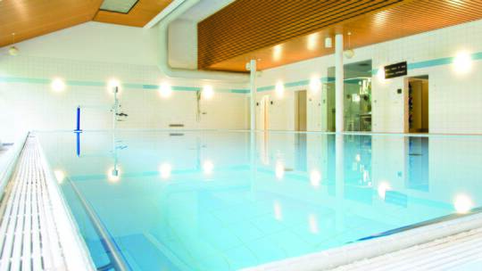 3 Klassenfahrt Bodenseeregion JugendgästehausBadSchussenried Hallenbad