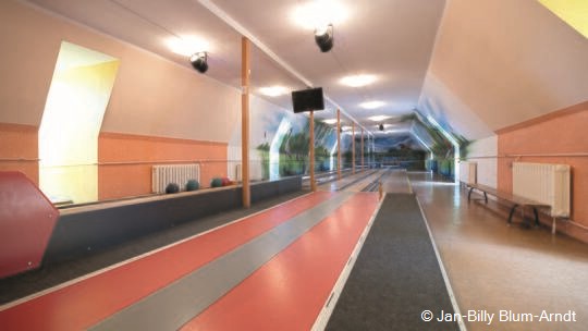 5 Klassenfahrt BrandenburgischeSeen seezeitresortamwerbellinsee Kegelbahn