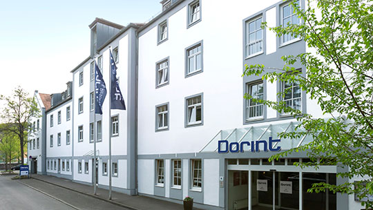 1 Gruppenreise Wuerzburg DorintHotel Eingang 1 Gruppenreise Wuerzburg DorintHotel Eingang
