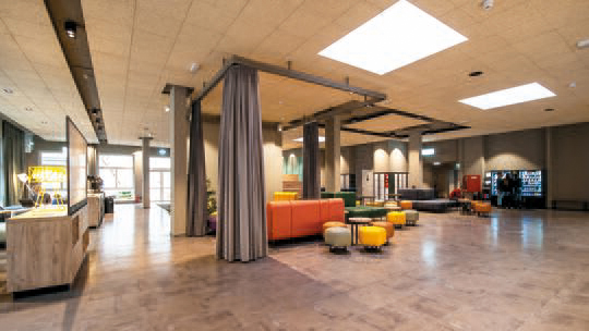 5 Klassenfahrt Berlin a&oBerlinMitteOstbahnhof Lobby