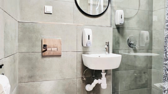 4 Klassenfahrt Krakau HotelRok Badezimmer