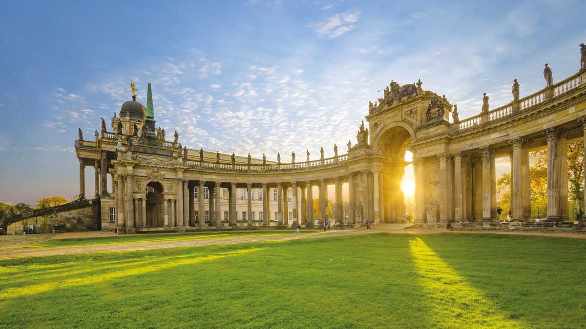 Sanssouci bei Sonnenschein in Potsdam