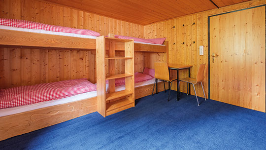 3 Klassenfahrt Oberstdorf Hoernerhaus Zimmer2 3 Klassenfahrt Oberstdorf Hoernerhaus Zimmer2