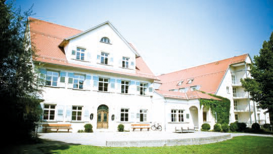 1 Klassenfahrt Bodensee JugendherbergeLindau Außenansicht 1 Klassenfahrt Bodensee JugendherbergeLindau Außenansicht