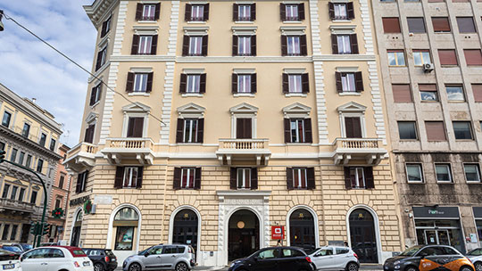 5 Klassenfahrt Rom Meininger Roma Termini Aussenansicht 5 Klassenfahrt Rom Meininger Roma Termini Aussenansicht