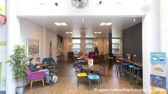 5 Klassenfahrt London YHALondonThameside Lobby