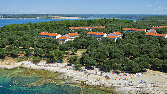 1 Klassenfahrt Istrien FerienanlageLanternaSunnyResort Blickvonoben 1 Klassenfahrt Istrien FerienanlageLanternaSunnyResort Blickvonoben