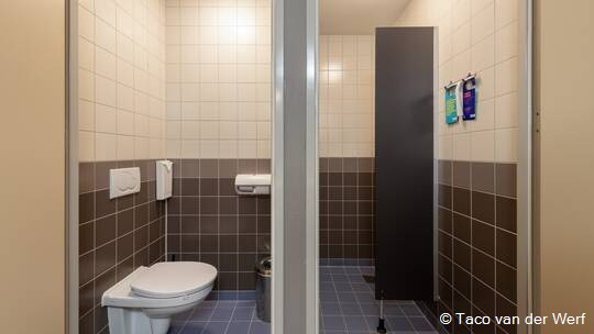 3 Klassenfahrt Egmond StayokayEgmond Badezimmer