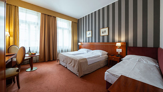 1 Klassenfahrt Prag Hotel Raffaello Dreibettzimmer