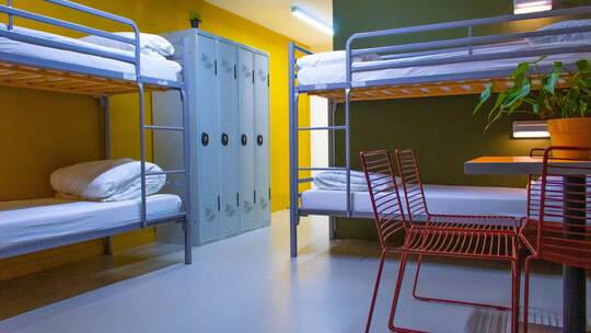 1 Klassenfahrt Lille AubergedeJeunesseLille Mehrbettzimmer