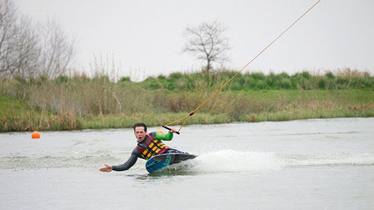3 Klassenfahrt Ostseebad Damp Wasserskipark Damp Wasserskifahrer2 3 Klassenfahrt Ostseebad Damp Wasserskipark Damp Wasserskifahrer2