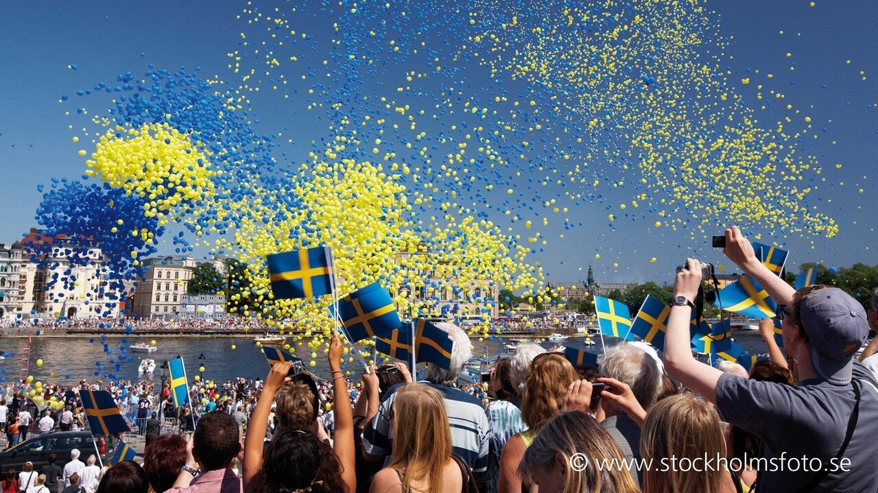 Studienfahrten Stockholm Feiernde Schweden in Stockholm