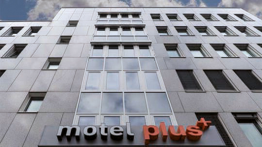 1 Klassenfahrt Berlin MotelPlusBerlin Aussenansicht