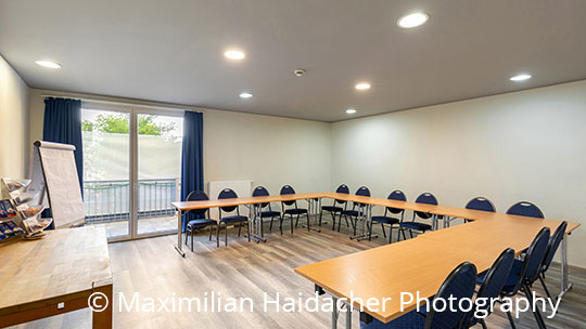 5 Klassenfahrt Wien ao Wien Hbf Konferenzraum 5 Klassenfahrt Wien ao Wien Hbf Konferenzraum