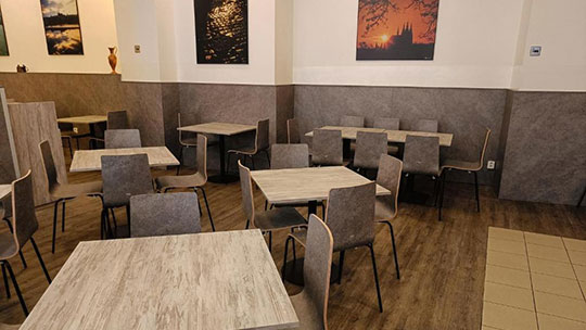 4 Klassenfahrt Prag Hotel Zlata Vaha Fruehstuecksraum