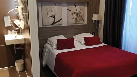 Hotel Le Grillon Hotel Le Grillon